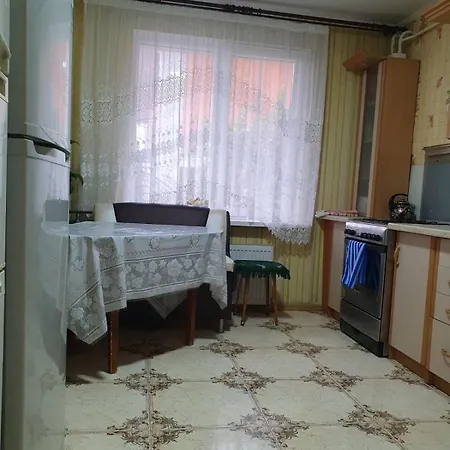 Eleon Apartment Uman Exterior photo